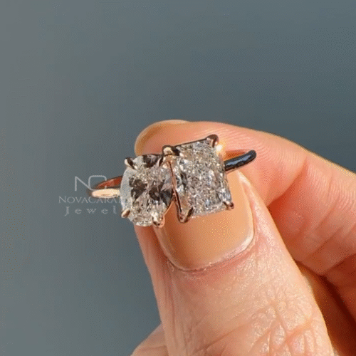 Oval And Radiant Cut Moissanite Toi Et Moi Wedding Ring