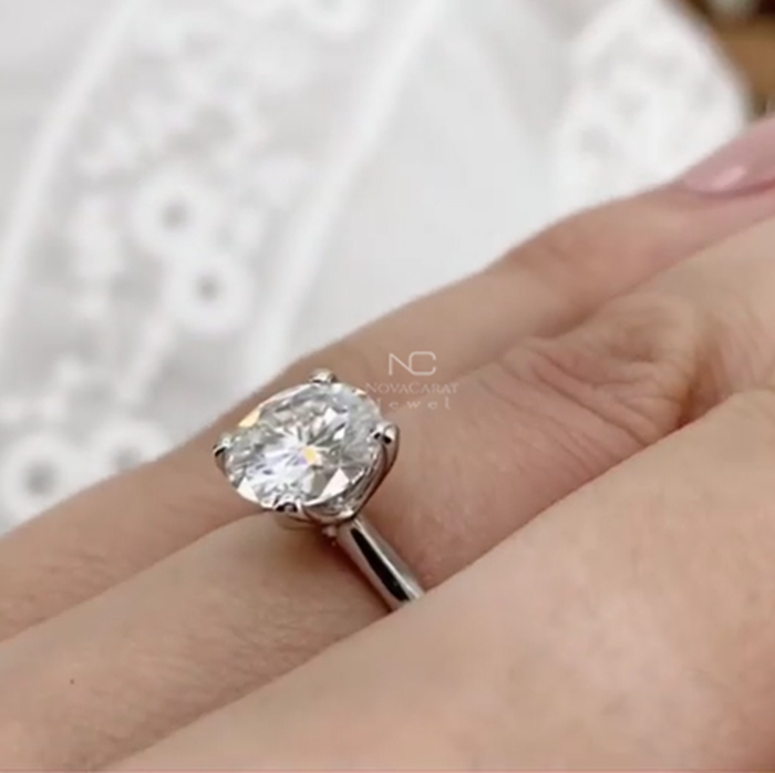 1.5ct Round Moissanite Solitaire Ring - Image 3