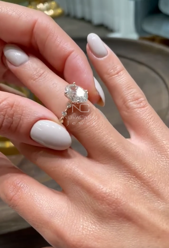 2ct Oval Moissanite Side Round Solitaire Engagement Ring - Image 5