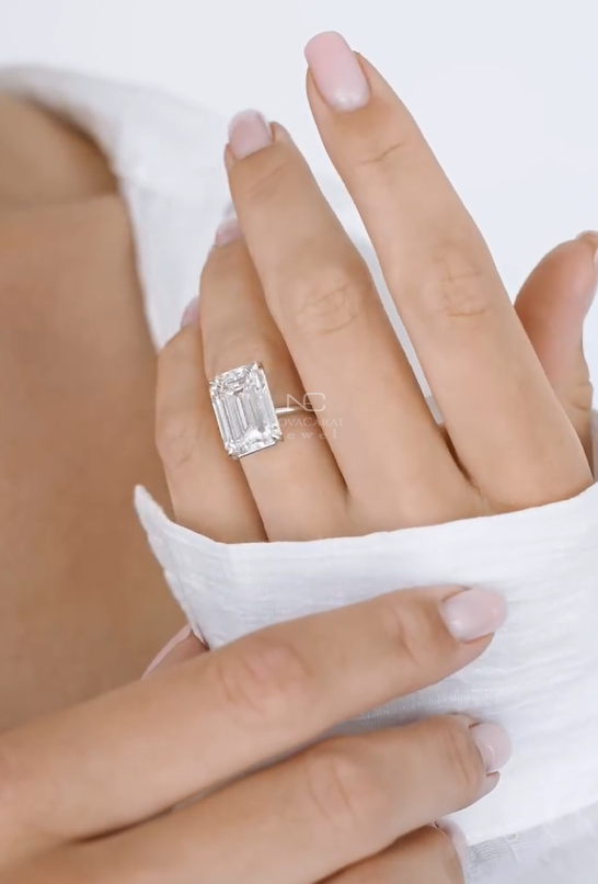 VVS Emerald Cut Moissanite Diamond Engagement Ring - Image 4